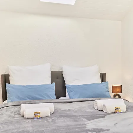 شقة Traumferienwohnung Domblick I Parkplatz Inklusive I Zentral & Altstadtnaehe I Netflix *